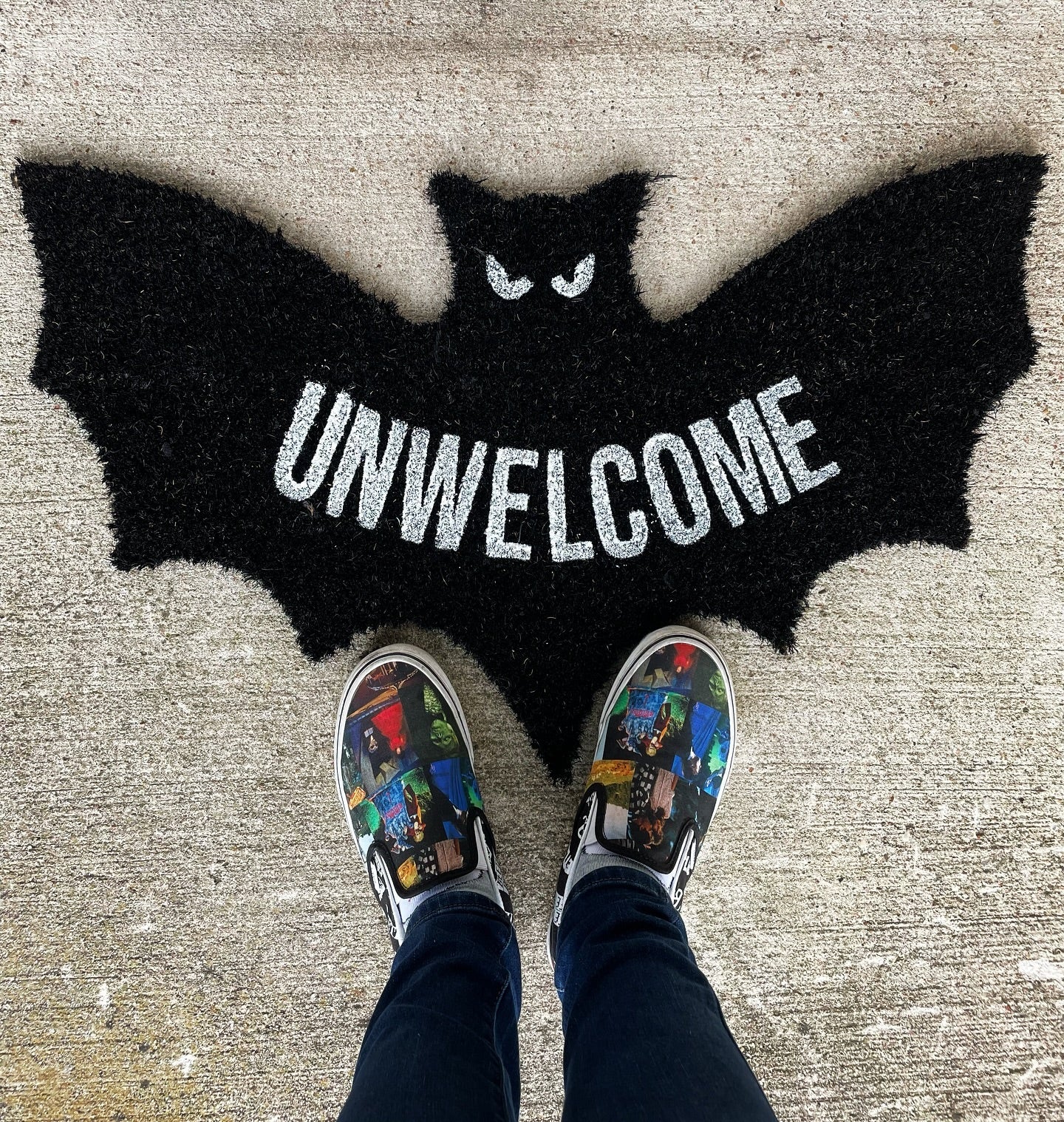🔥LAST DAY 49% OFF🦇 "Unwelcome" Bat Shaped Coir Mat