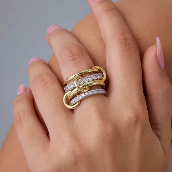 💍Where Classic Meets Contemporary: The 4-in-1 Harmony Ring