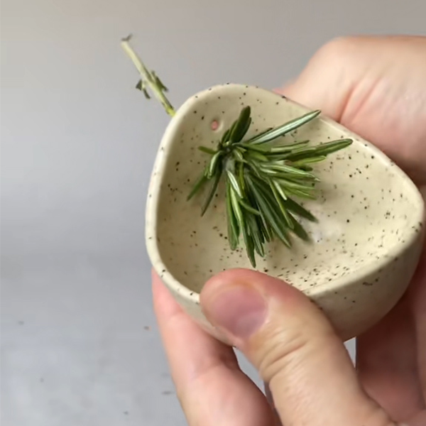 🔥Pottery Herb Stripper Bowl - BUY 3 GET 20% OFF&FREE SHIPPING